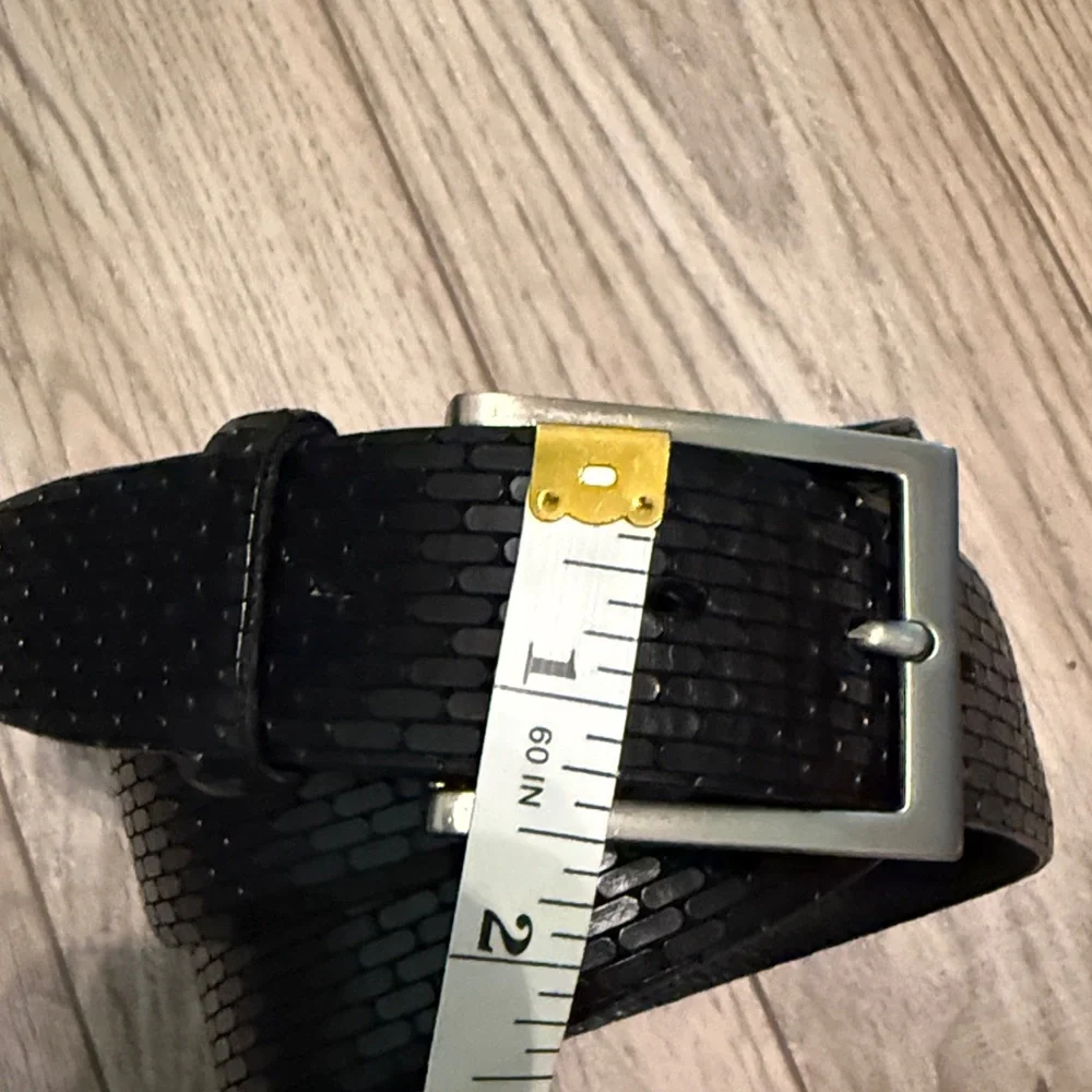 Perfect Torino black leather belt